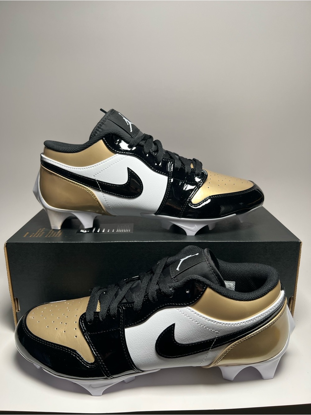 Nike Air Jordan 1 Low Football Cleat FJ6245-701 White Gold Black Mens Size 11.5